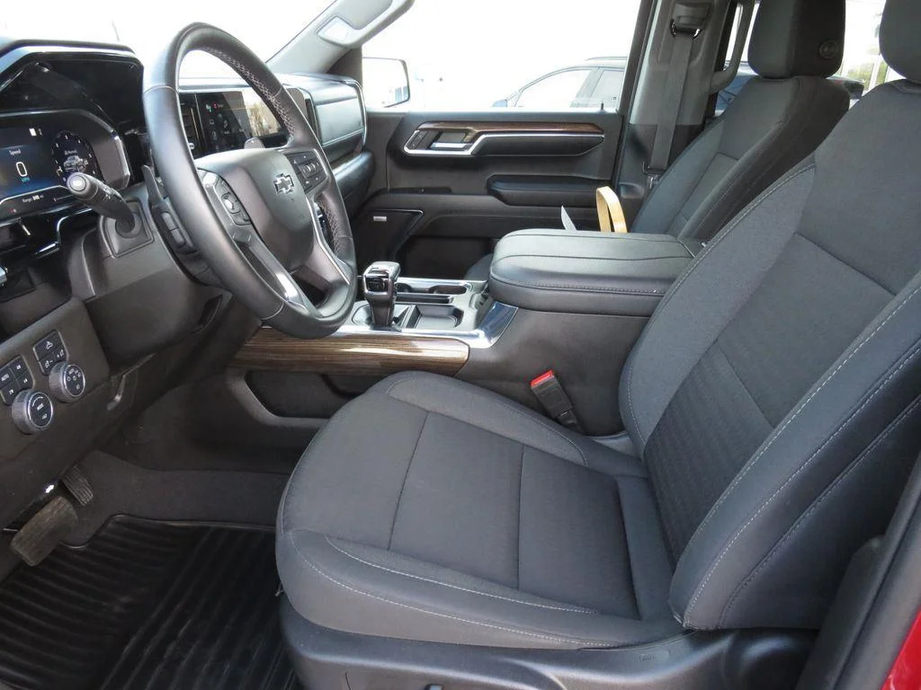 Used 2023 Radiant Red Tintcoat Chevrolet RST image 18