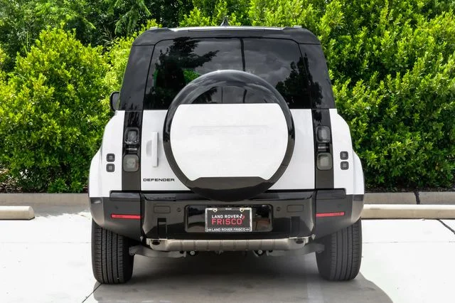 New 2026 Fuji White Land Rover S image 12