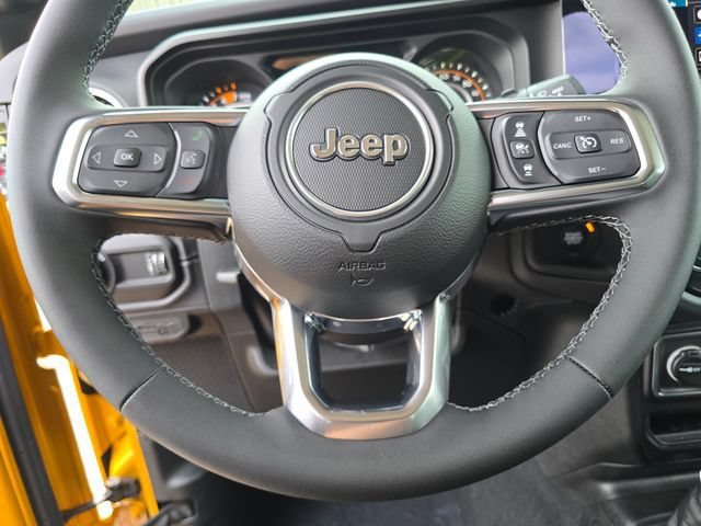 New 2026 Goldilocks Exterior Paint Jeep Sahara image 38