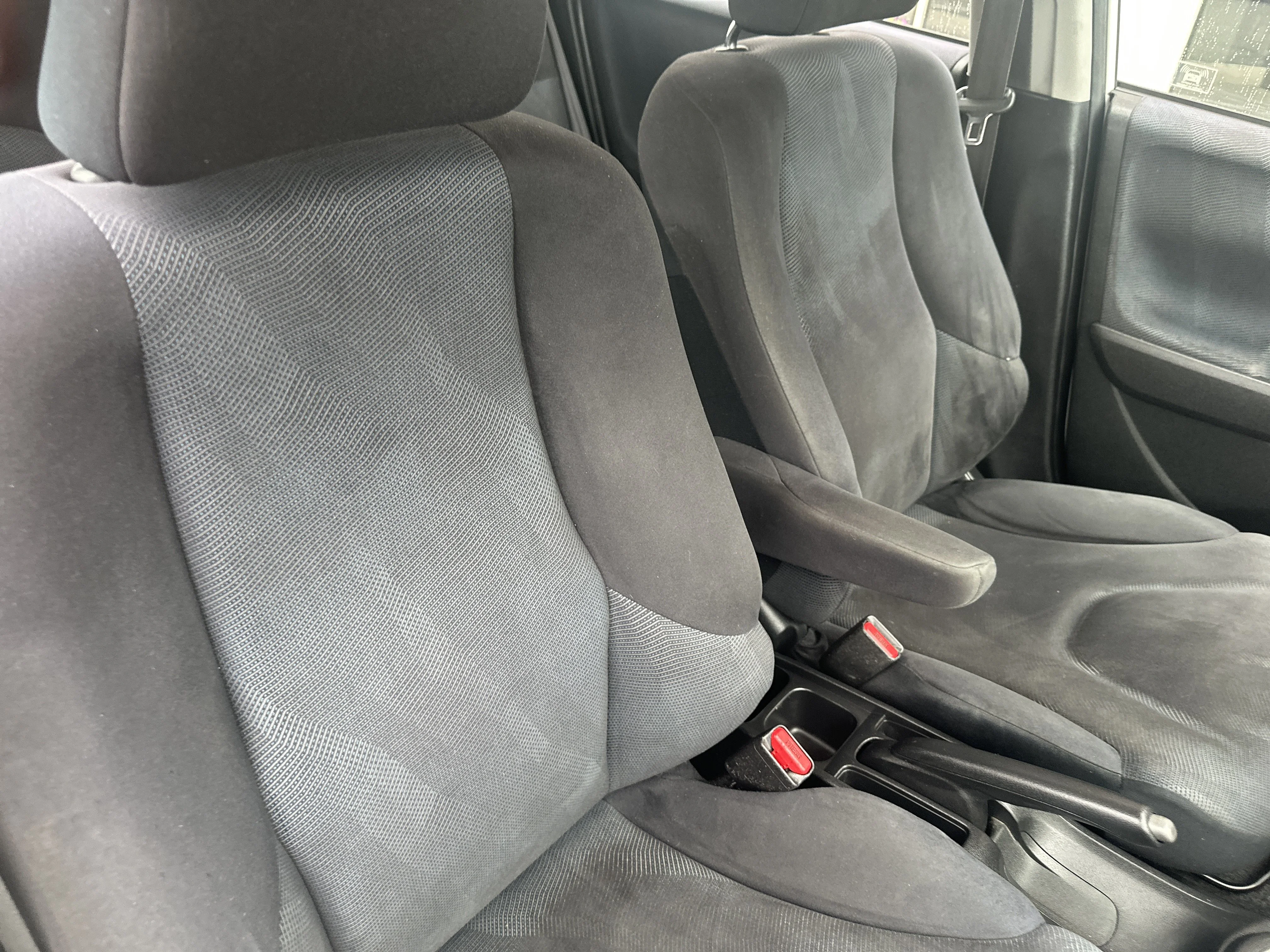 Used 2010 Taffeta White Honda Sport image 24