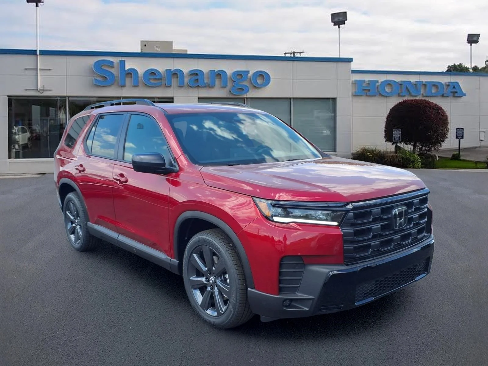 2026 Honda Pilot Sport AWD's photo