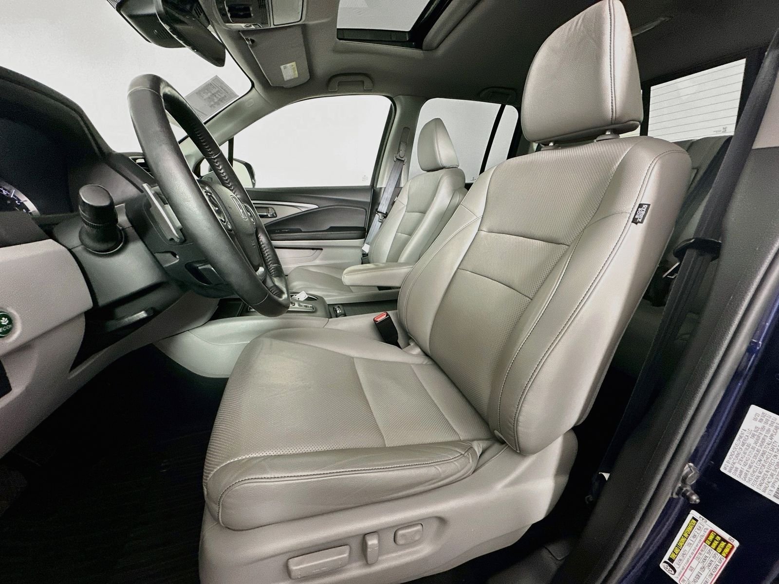 Used 2023 Obsidian Blue Pearl Honda RTL-E image 21