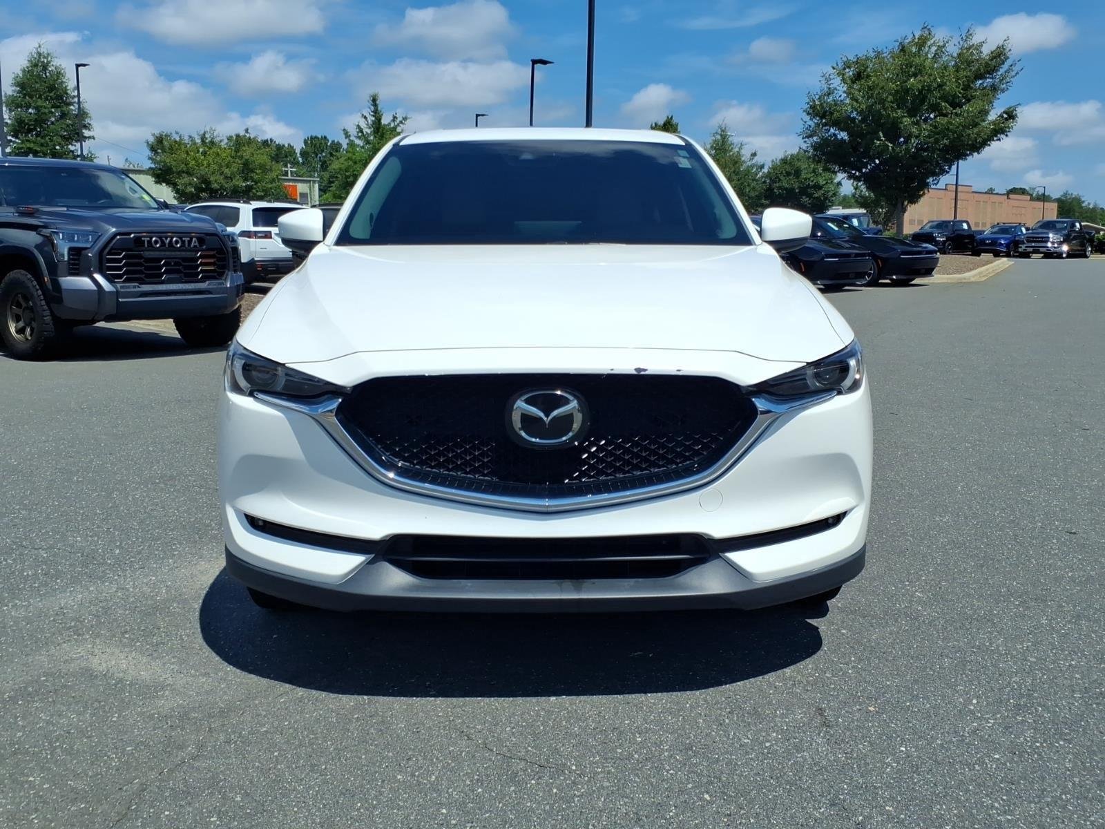 Used 2021 Snowflake White Pearl Mica Mazda Grand Touring image 13