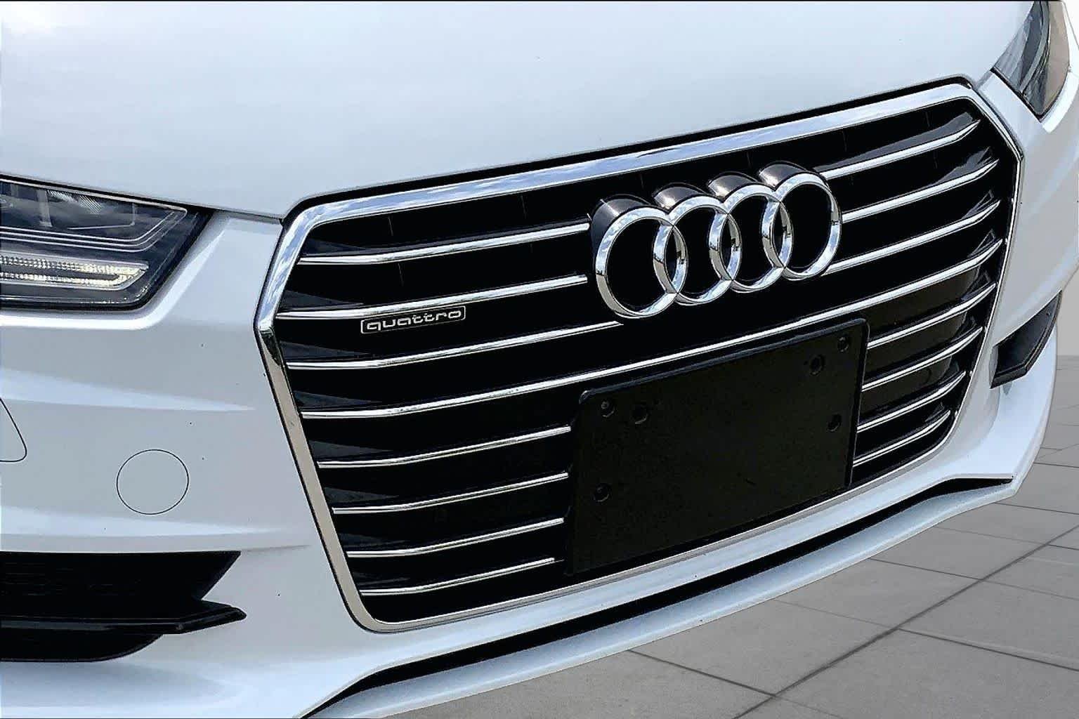 Used 2018 Glacier White Metallic Audi Premium Plus image 28