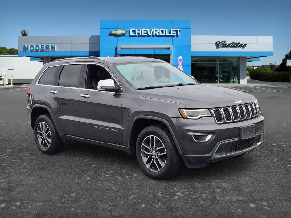 Used 2018 Granite Crystal Metallic Clearcoat Jeep Limited image 7