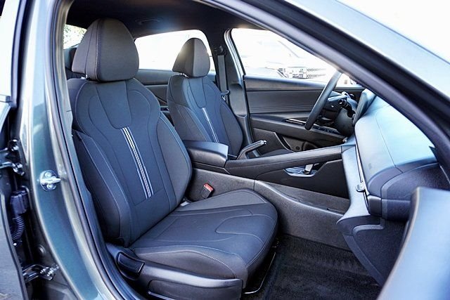 Used 2026 Gray Hyundai SEL Sport image 11