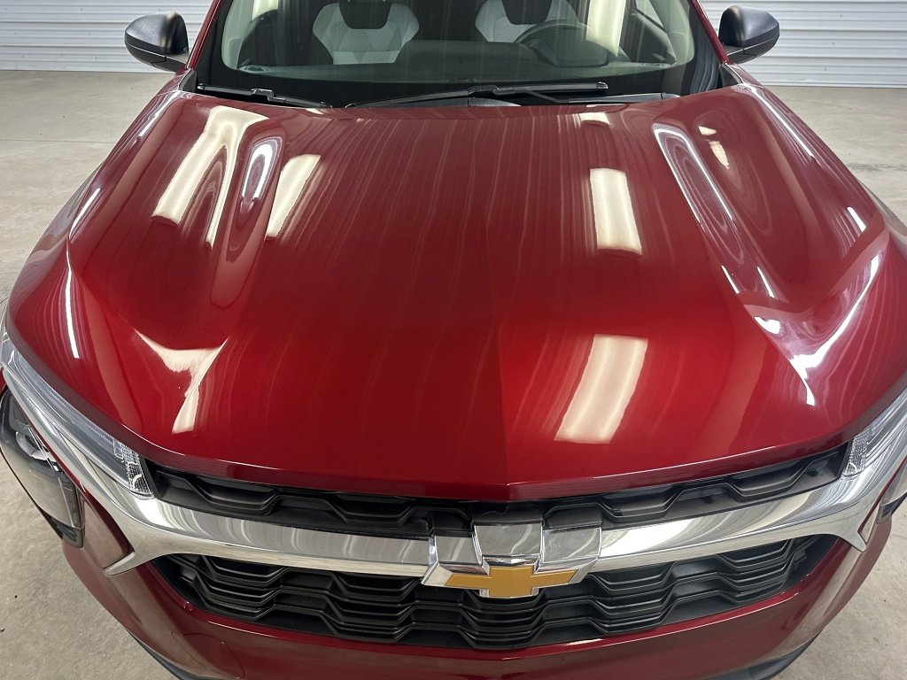 2024 Chevrolet Trax LS - Photo 35