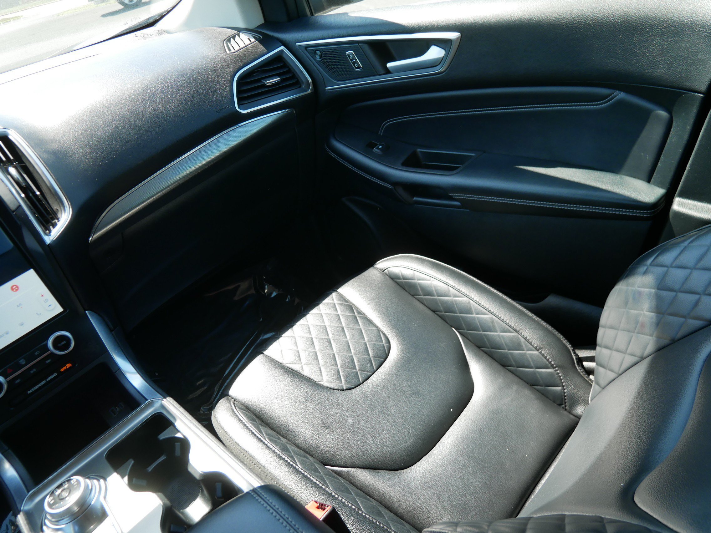 Used 2024 Black Ford Titanium image 17