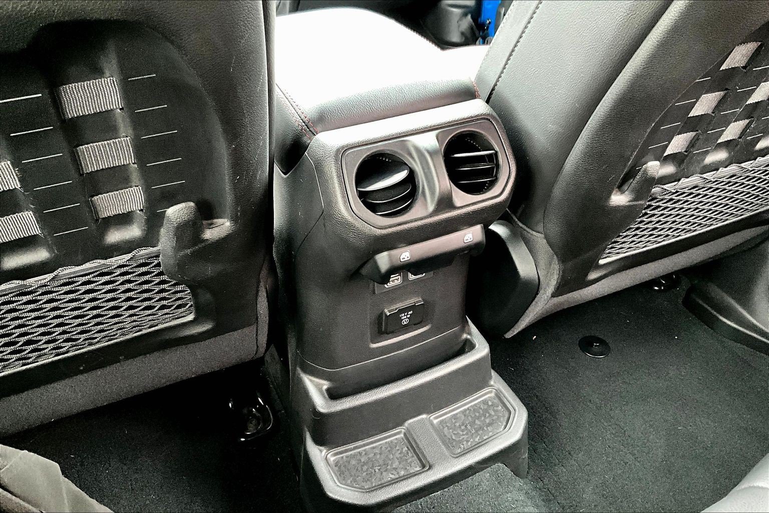 Used 2023 Blue Jeep Rubicon image 9