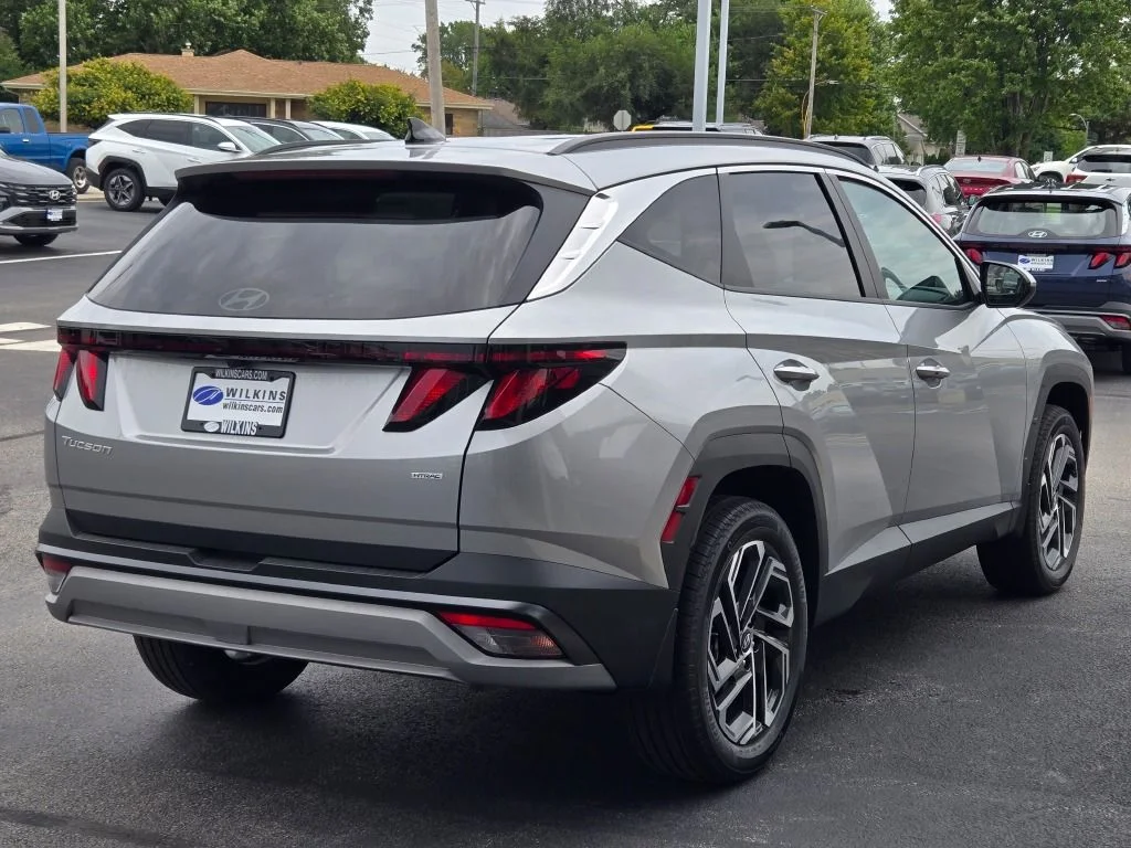 New 2026 Shimmering Silver Hyundai SEL Plus image 10