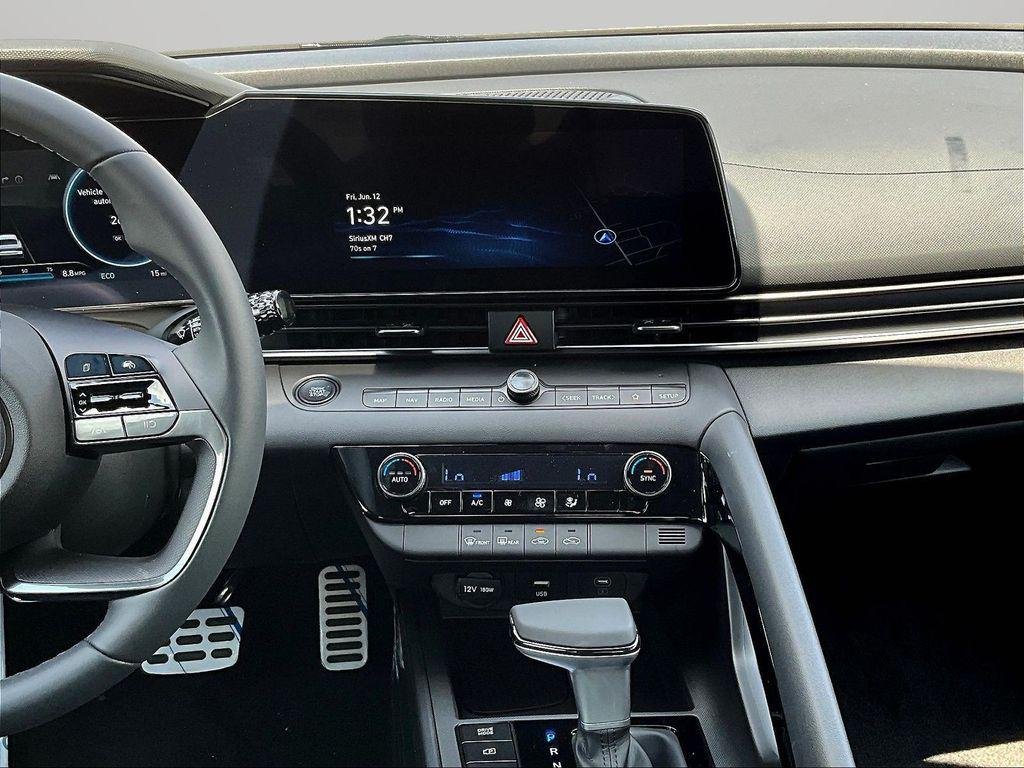 2026 Hyundai Elantra Blue - Photo 6