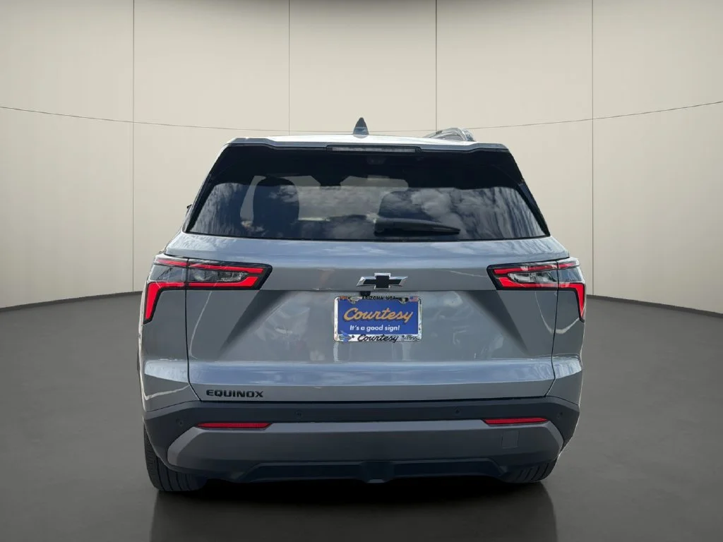 New 2027 Sterling Gray Metallic Chevrolet LT image 6