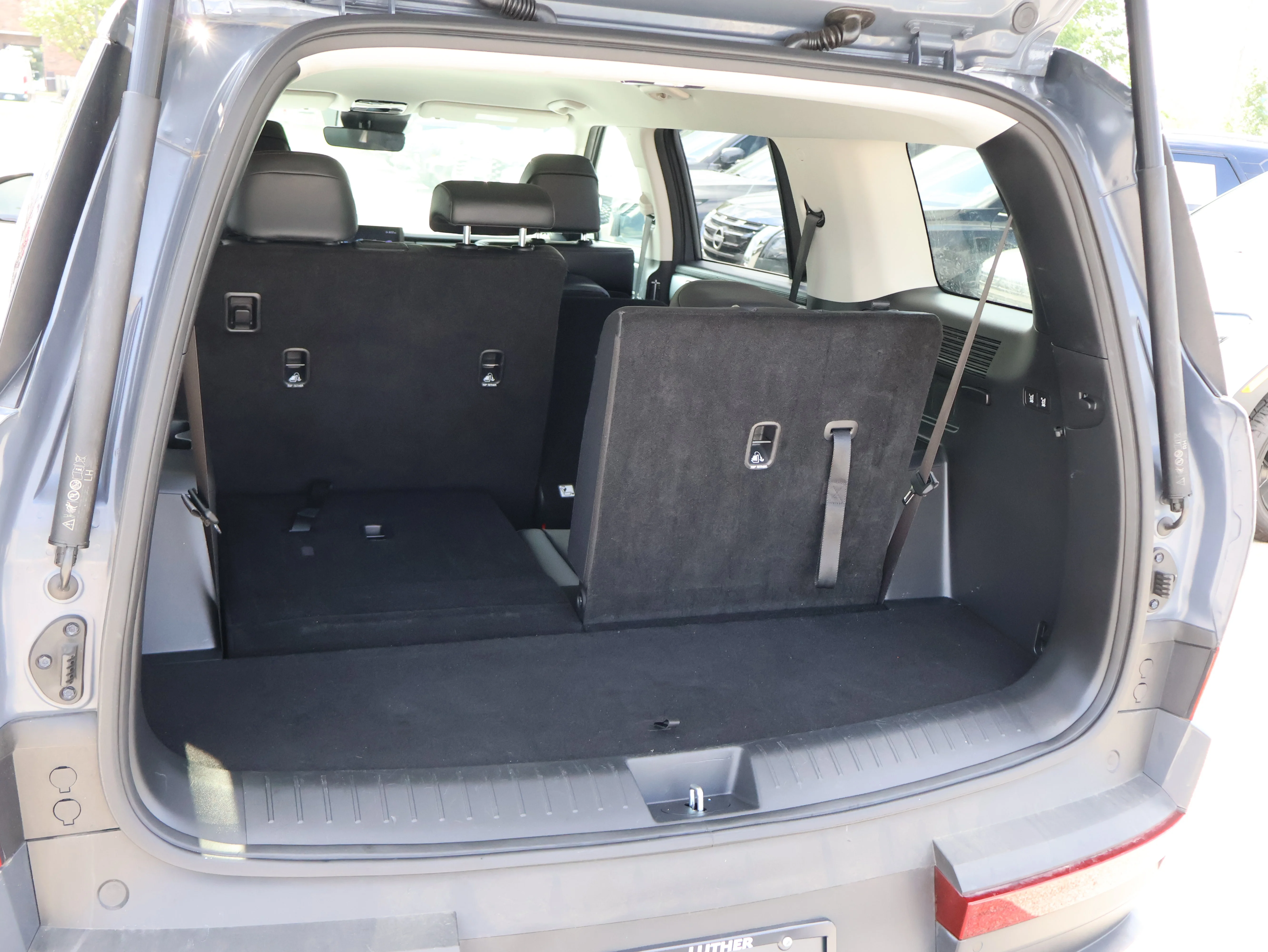 Used 2025 Ecotronic Gray Hyundai SEL image 18