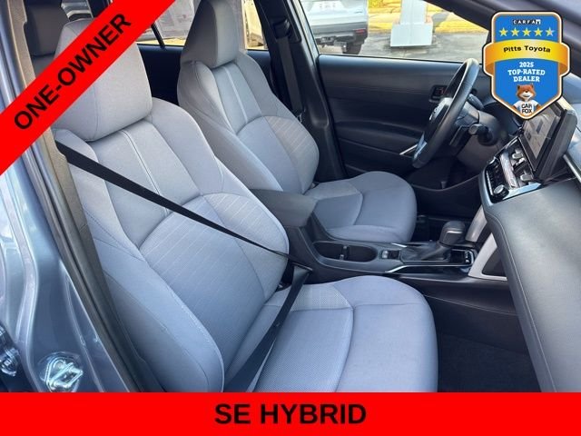 Used 2025  Toyota Hybrid SE image 12