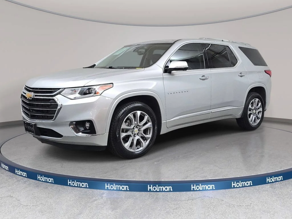 Used 2020 Silver Ice Metallic Chevrolet Premier image 1