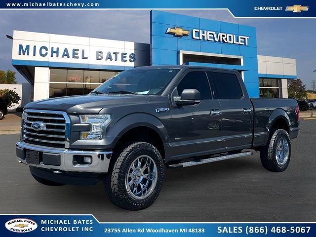 Used 2016 Gray Ford XLT image 1