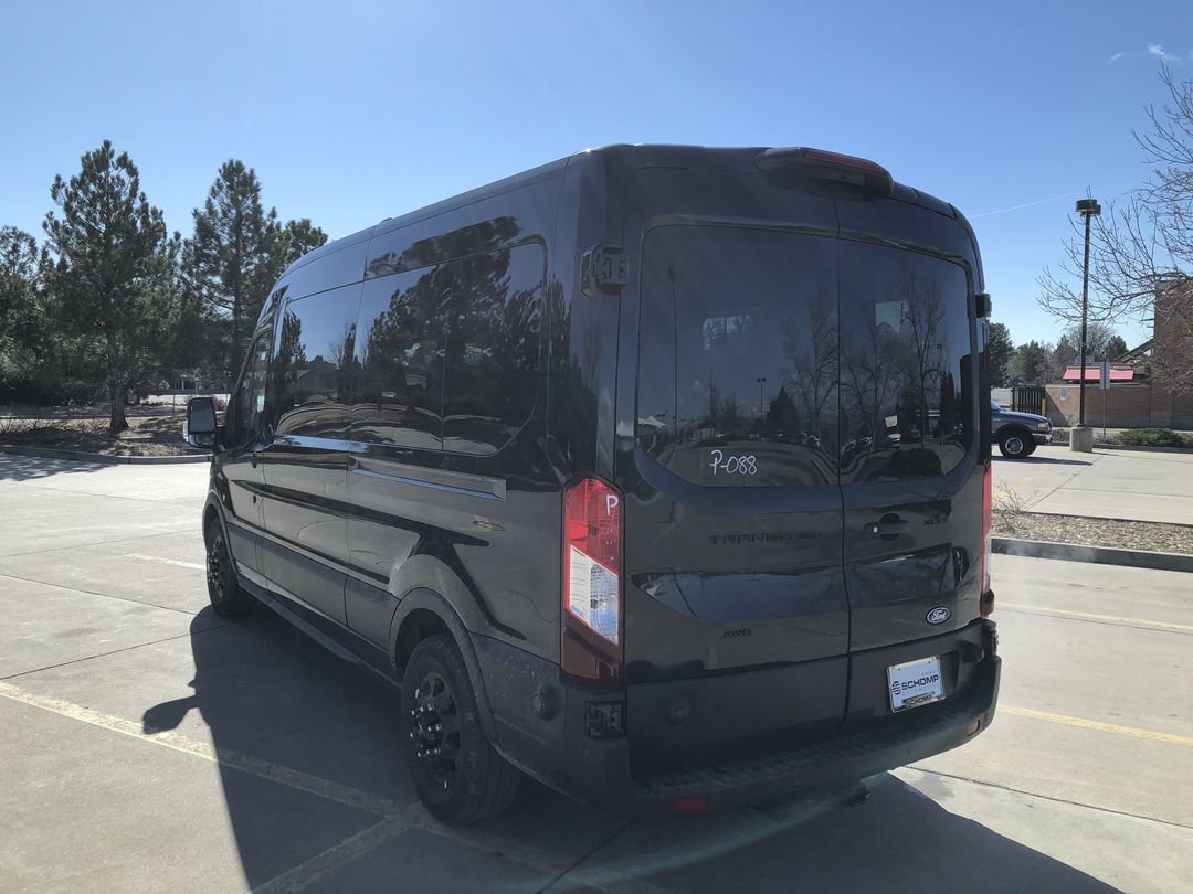 New 2026 Agate Black Metallic Ford XLT image 9