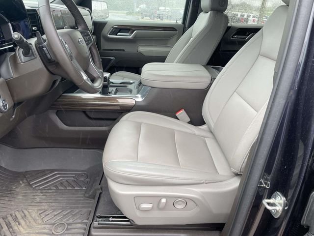 Used 2023 Gray Chevrolet RST image 10