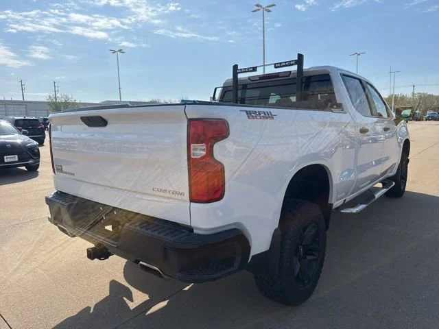 Used 2019 Summit White Chevrolet Custom Trail Boss image 3