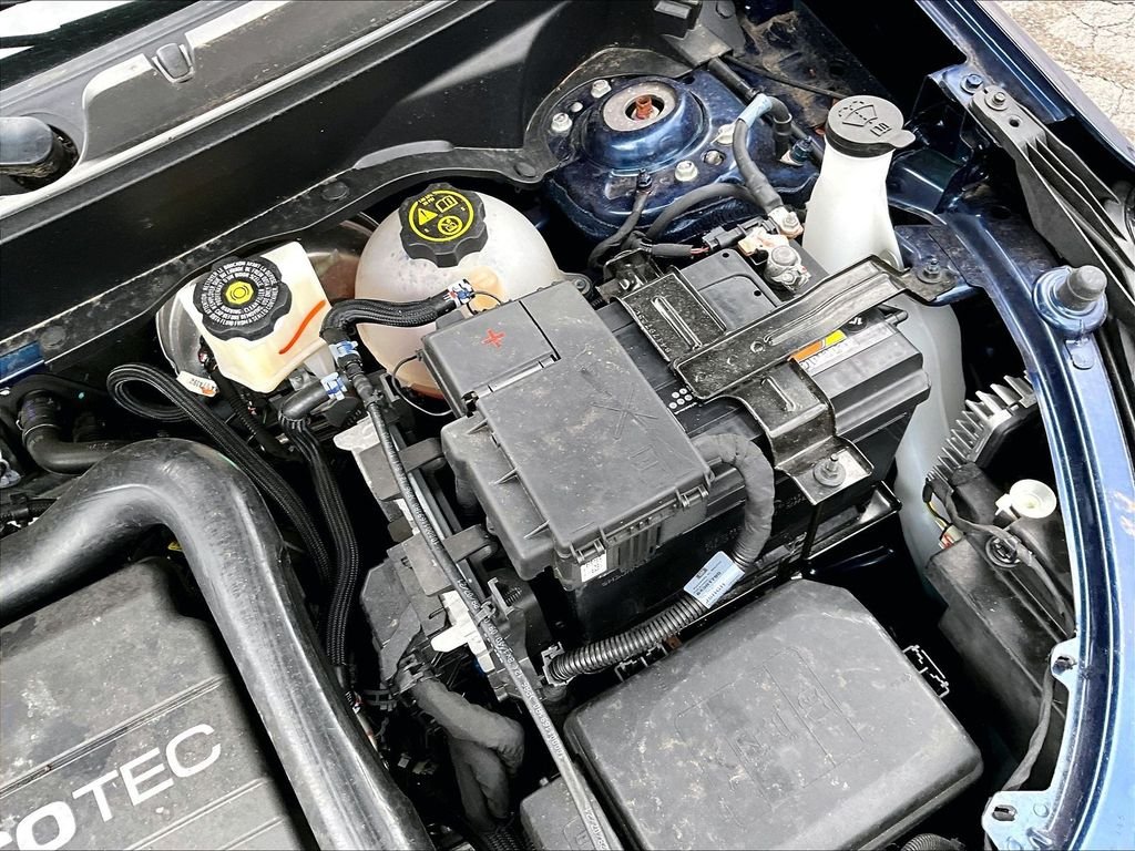 Used 2022 Blue Chevrolet LT image 31
