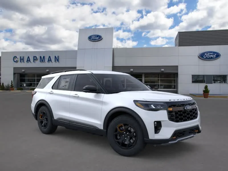 New 2026 Star White Met Tri-Coat Ford Tremor image 7