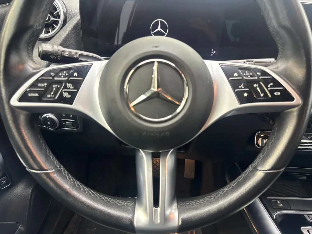 Used 2025 White Mercedes-Benz GLA 250 image 54