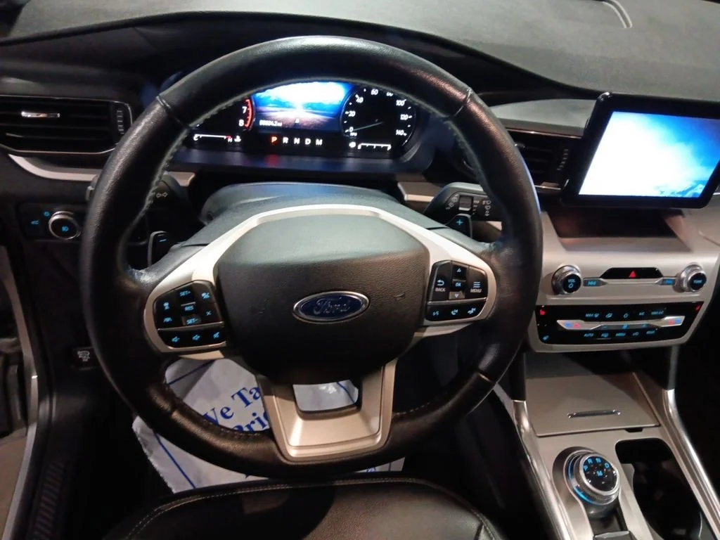 Used 2020 Iconic Silver Metallic Ford XLT image 16