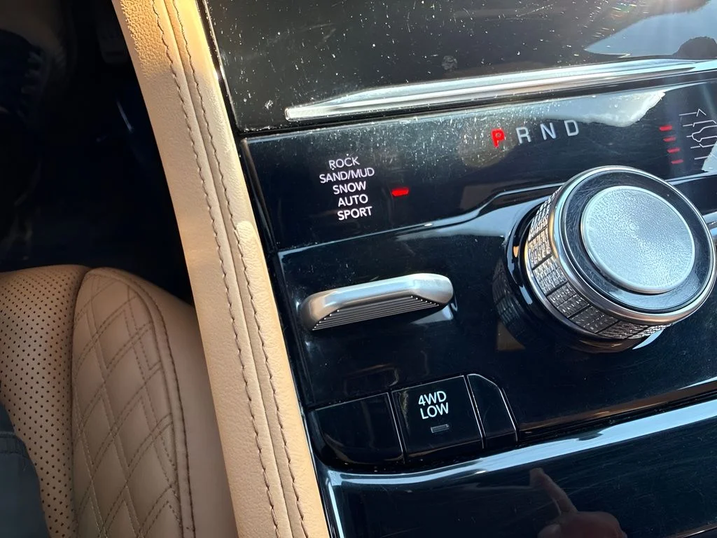 Used 2025 Black Jeep Summit image 19