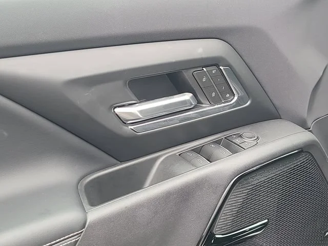 New 2026 Summit White Chevrolet LT - Extended Range image 18
