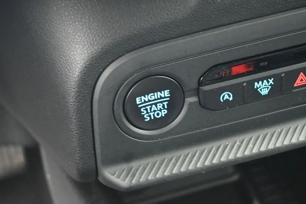 Certified Used 2025 Gray Ford Outer Banks image 14
