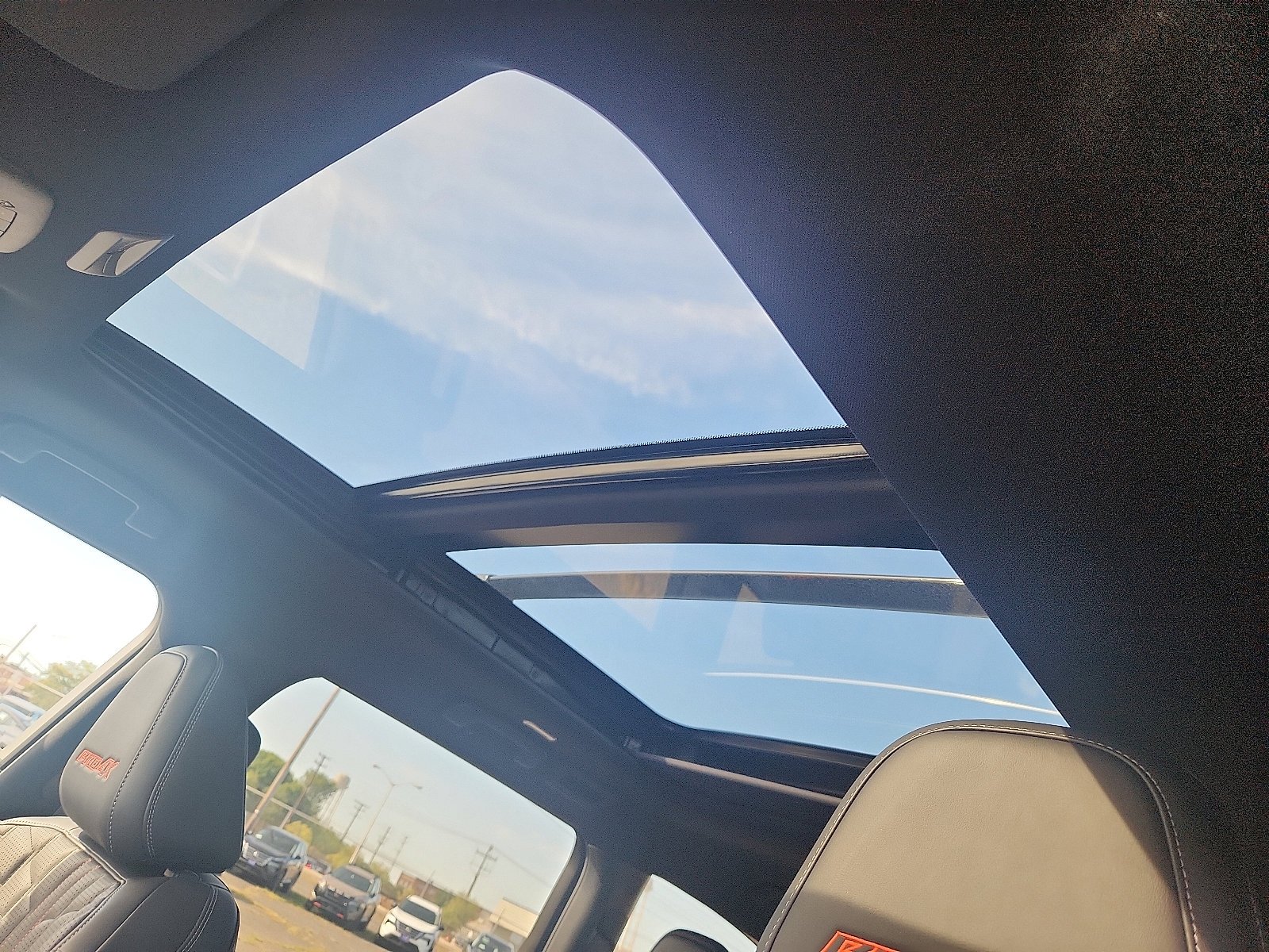 2026 Nissan Armada PRO-4X - Photo 12