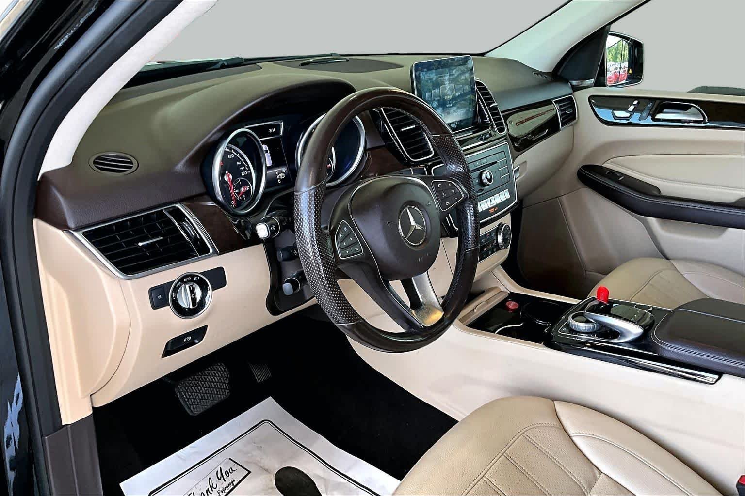 Used 2017 Black Mercedes-Benz GLE 350 image 17