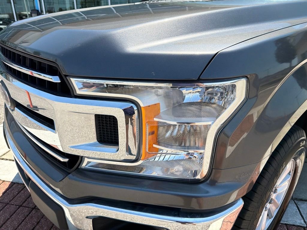 Used 2018 Gray Ford XLT image 12
