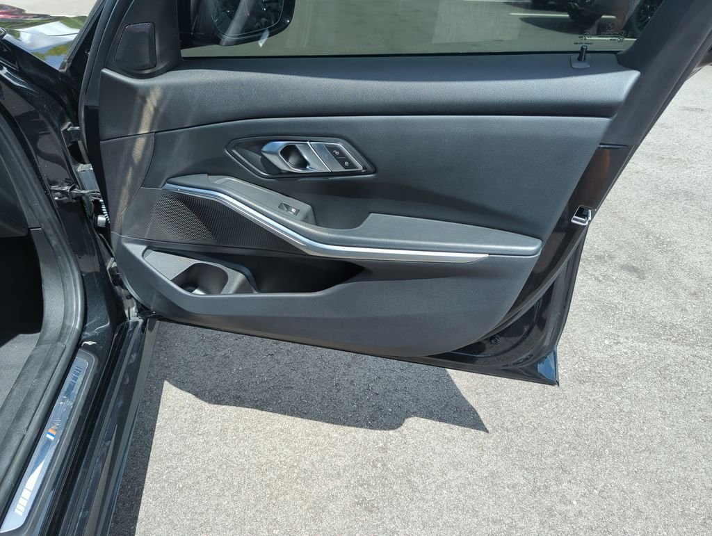 Used 2023 Black BMW 330e iPerformance image 34