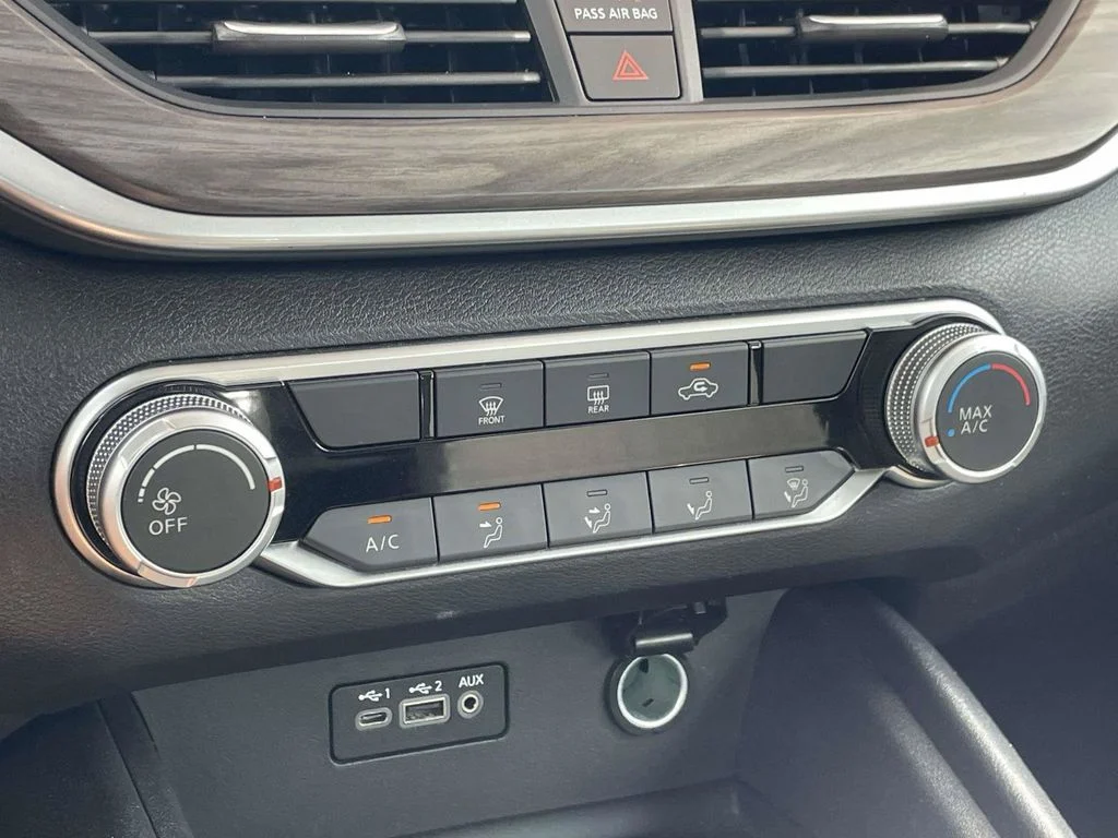 Used 2025 Gray Nissan 2.5 SV image 19
