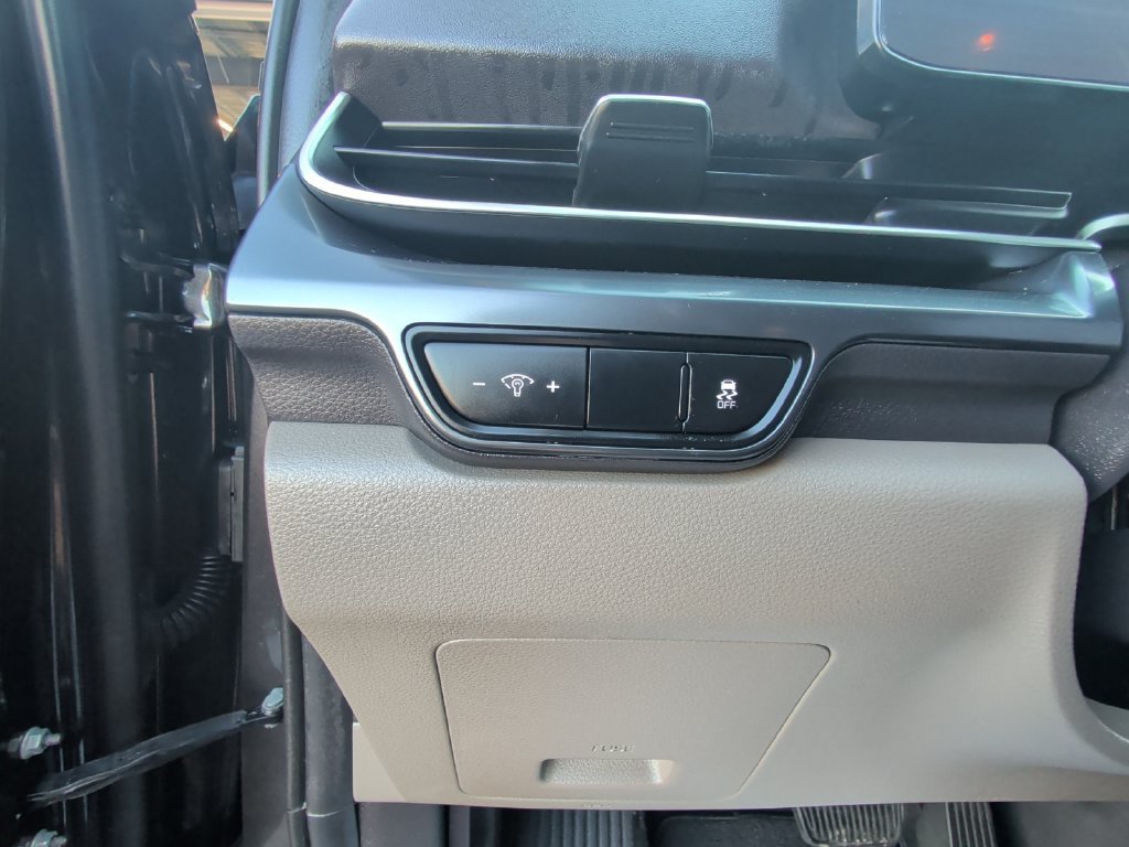 Certified Used 2025 Gray Kia LXS image 33