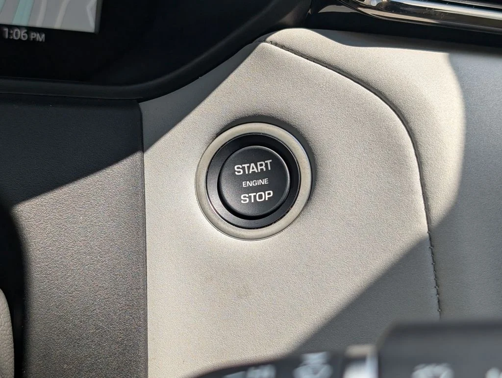 Certified Used 2025 Black Land Rover S image 13