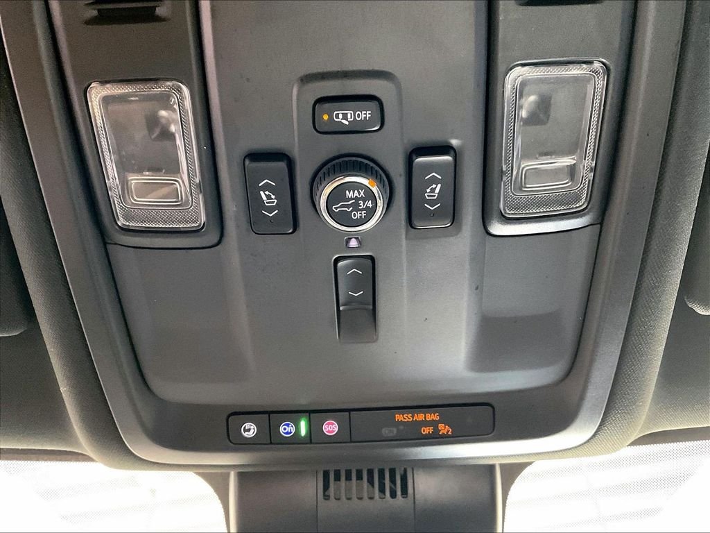 Used 2025 Black GMC Denali image 26