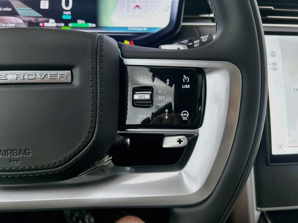 New 2026 Carpathian Grey Land Rover SE image 12