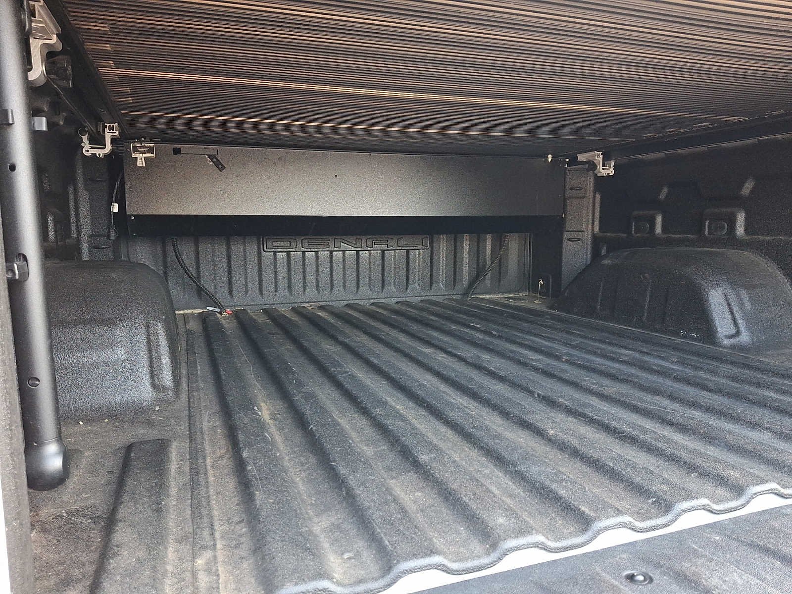 Used 2020 White Frost Tricoat GMC Denali image 36