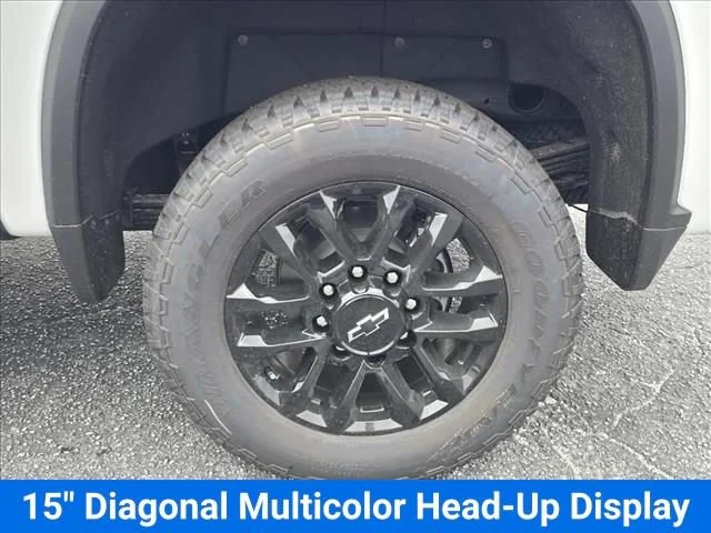 New 2026 Summit White Chevrolet LTZ image 31