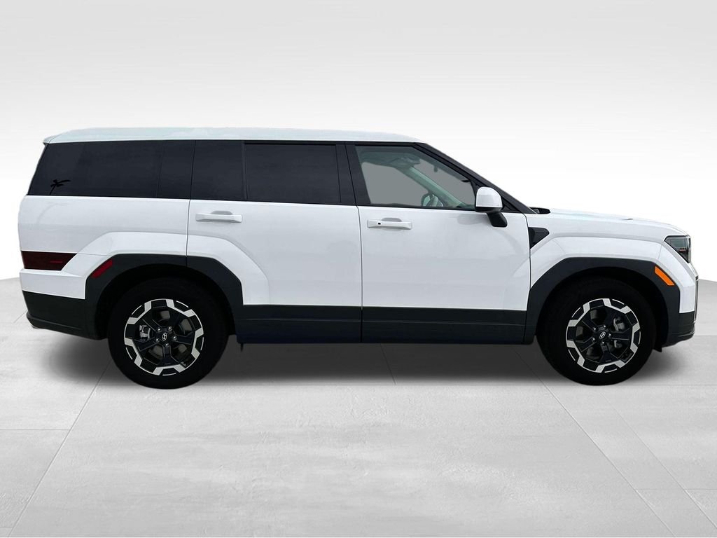 2025 Hyundai Santa Fe SE - Photo 11