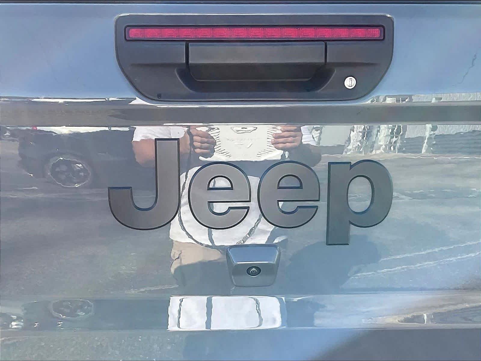 2021 Jeep Gladiator Willys - Photo 27