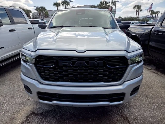 New 2027 Silver Zynith Exterior Paint RAM Express image 19
