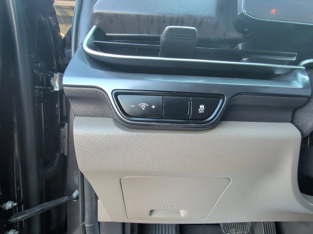Used 2025 Gray Kia LXS image 33