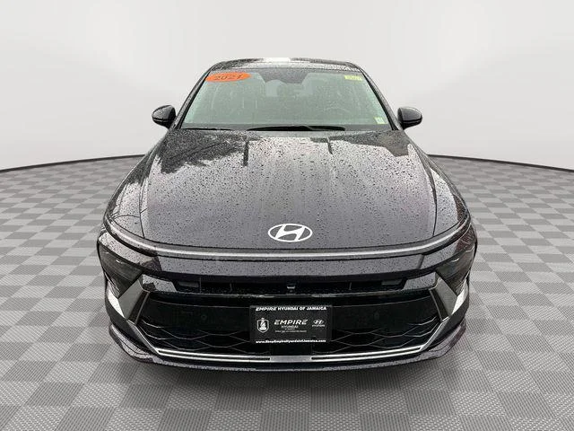 Used 2024 Carbon Blue Hyundai Limited image 6