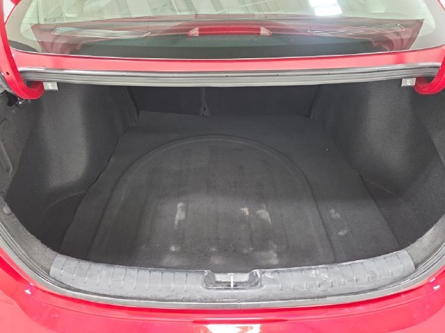 Used 2024 Red Kia LXS image 34