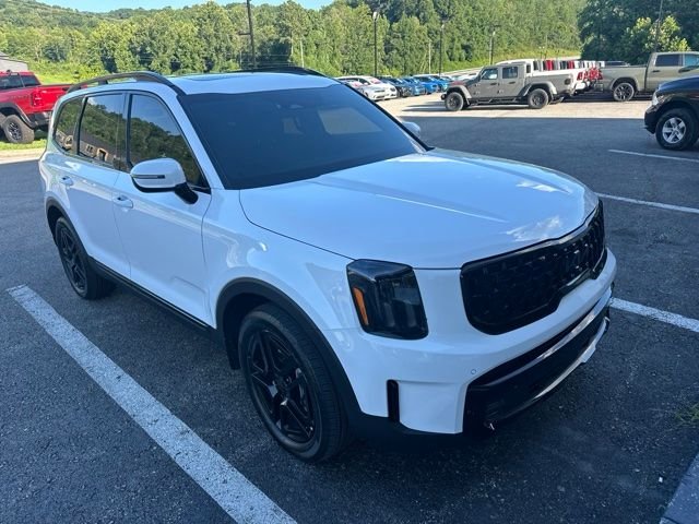 Used 2025 White Kia SX X-Line image 4
