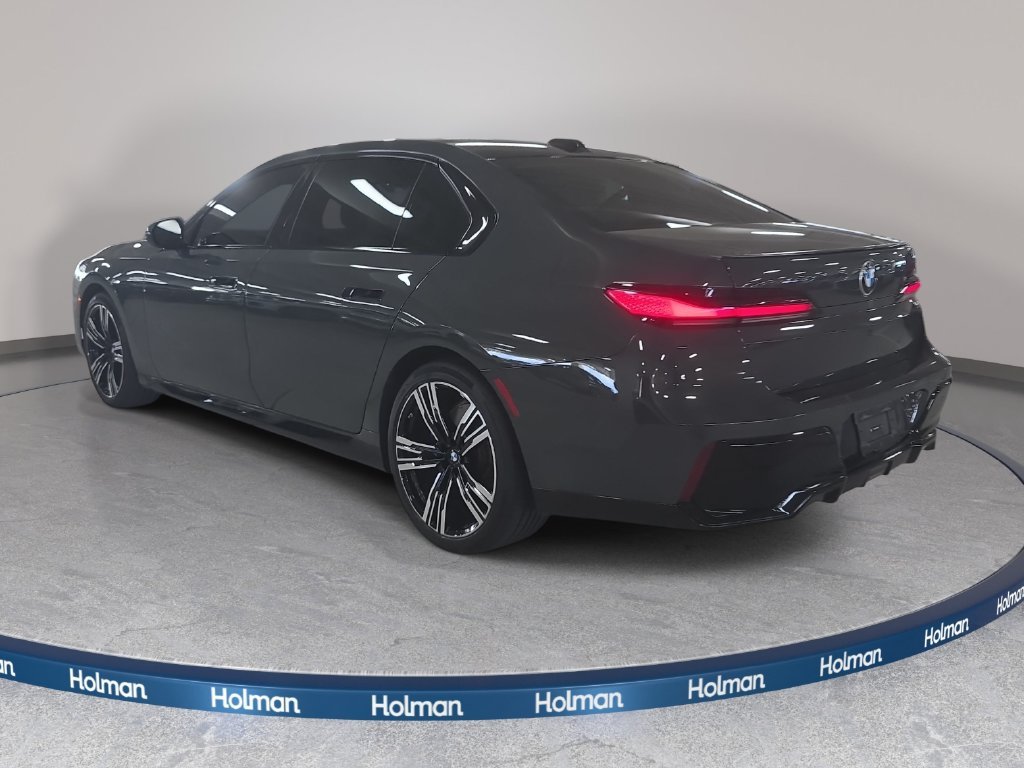 Certified Used 2023 Dravit Grey Metallic BMW 740i image 7