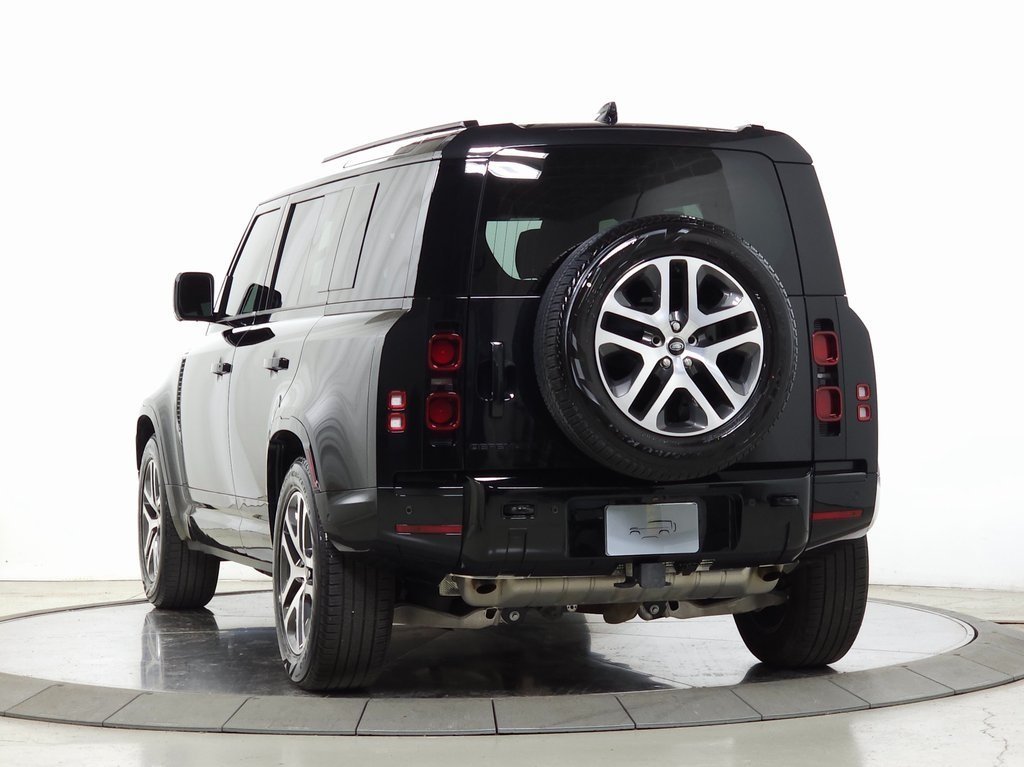 2025 LAND ROVER DEFENDER - Image 2